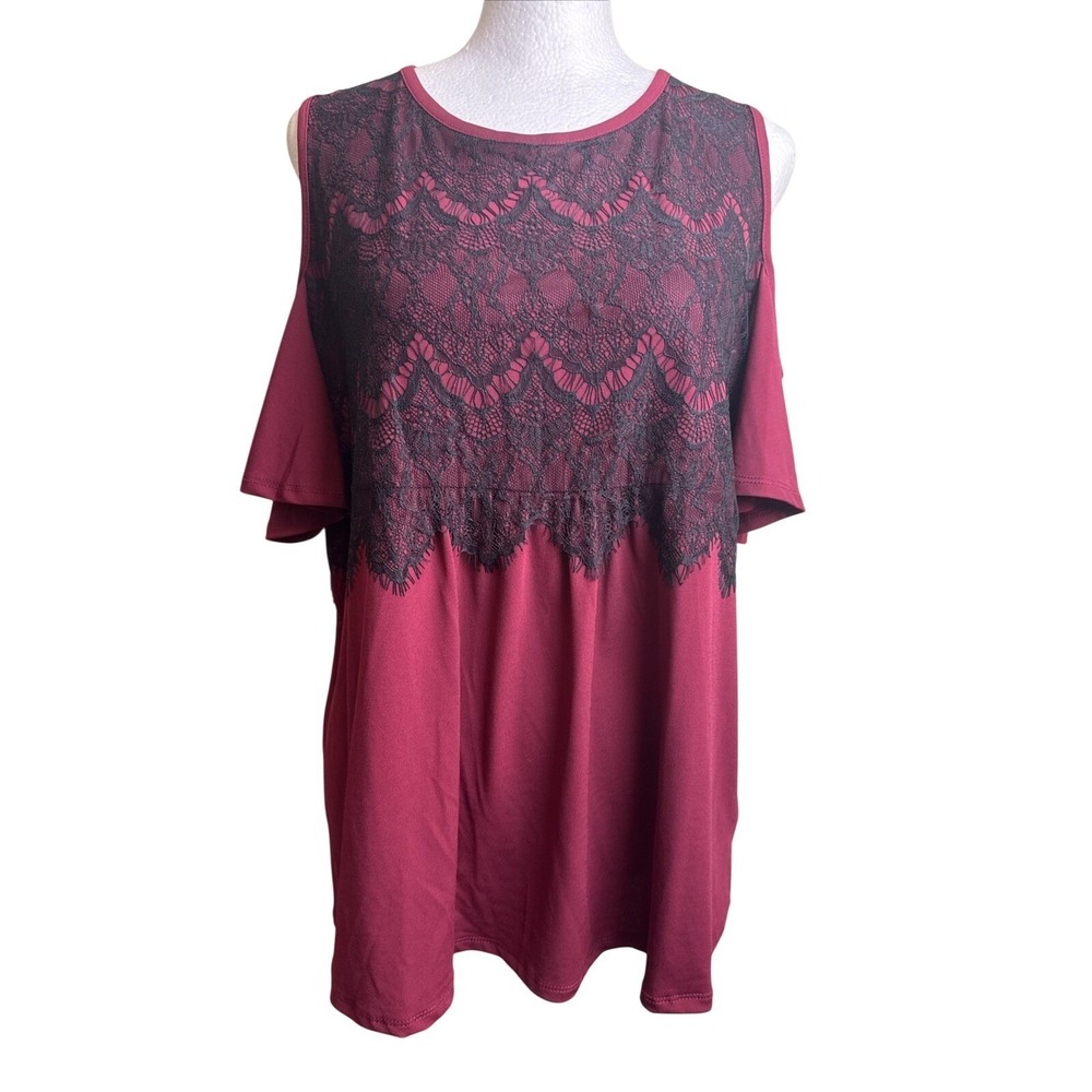 NWT Tempted Hearts Maroon Cold Shoulder Blouse Black Lace Top Flutter Sleeve M